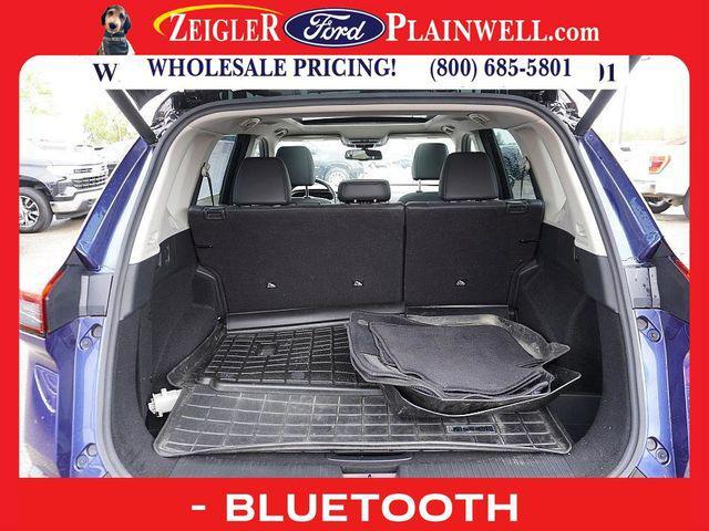2022 Blue Nissan Rogue