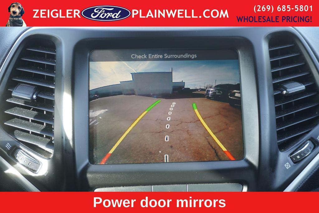 used 2016 Jeep Cherokee car, priced at $10,441