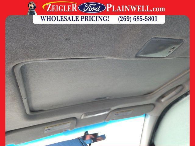 used 2007 Toyota Matrix car, priced at $5,990