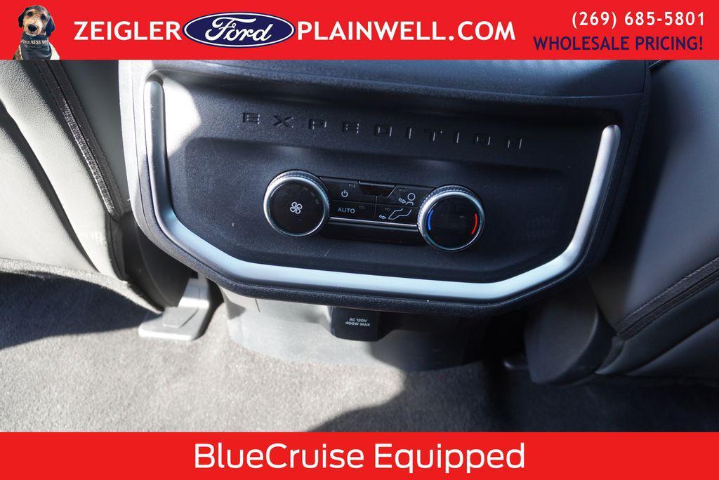 used 2025 Ford Expedition Max car, priced at $59,990