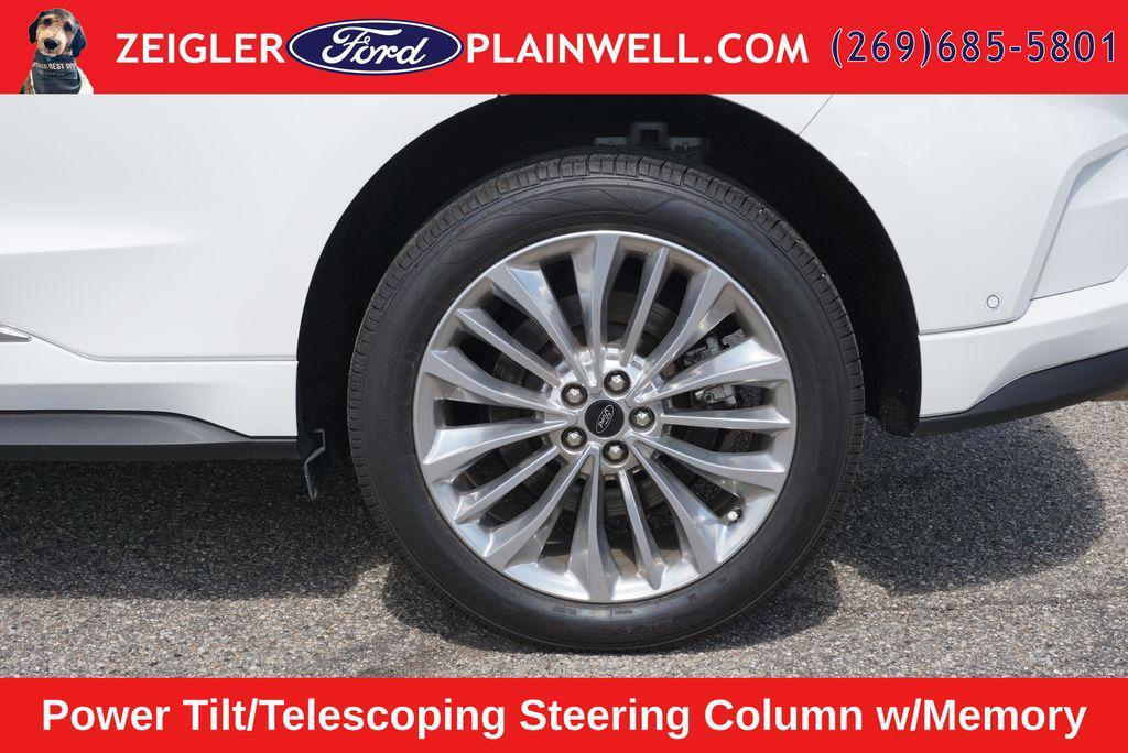 used 2024 Ford Edge car, priced at $27,344