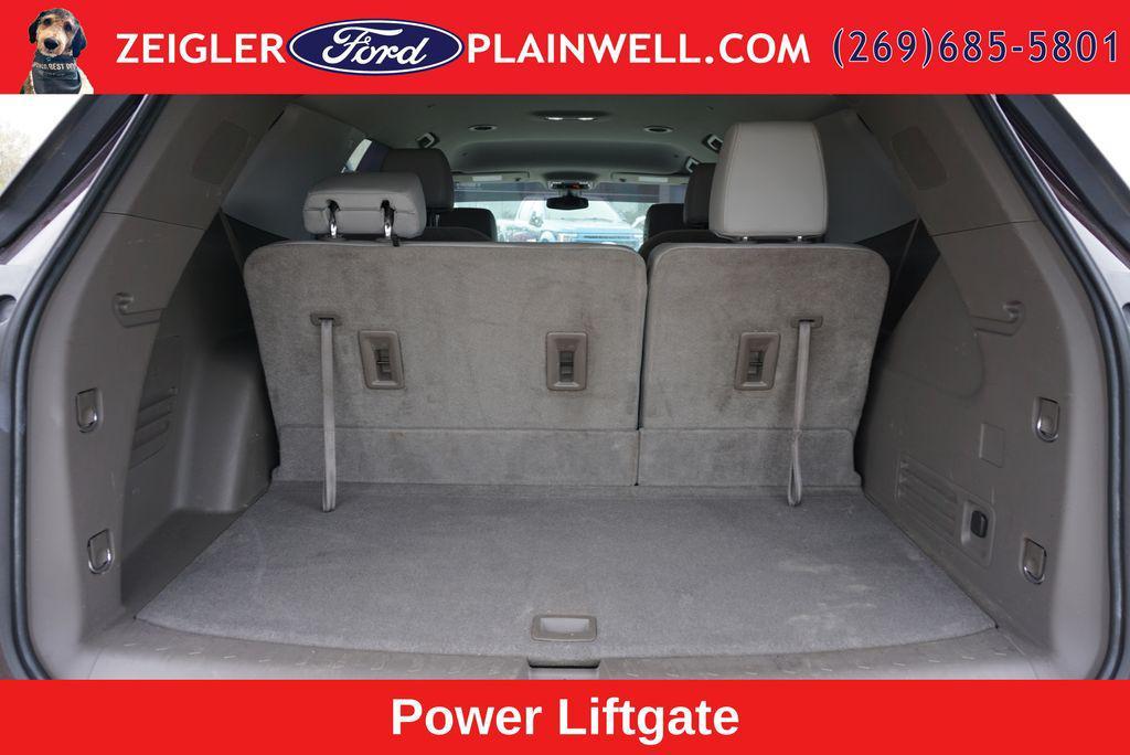 used 2021 Chevrolet Traverse car, priced at $22,896