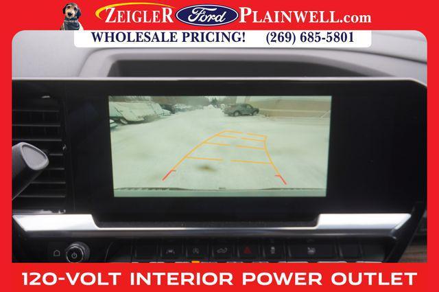 used 2025 Chevrolet Silverado 1500 car, priced at $42,999