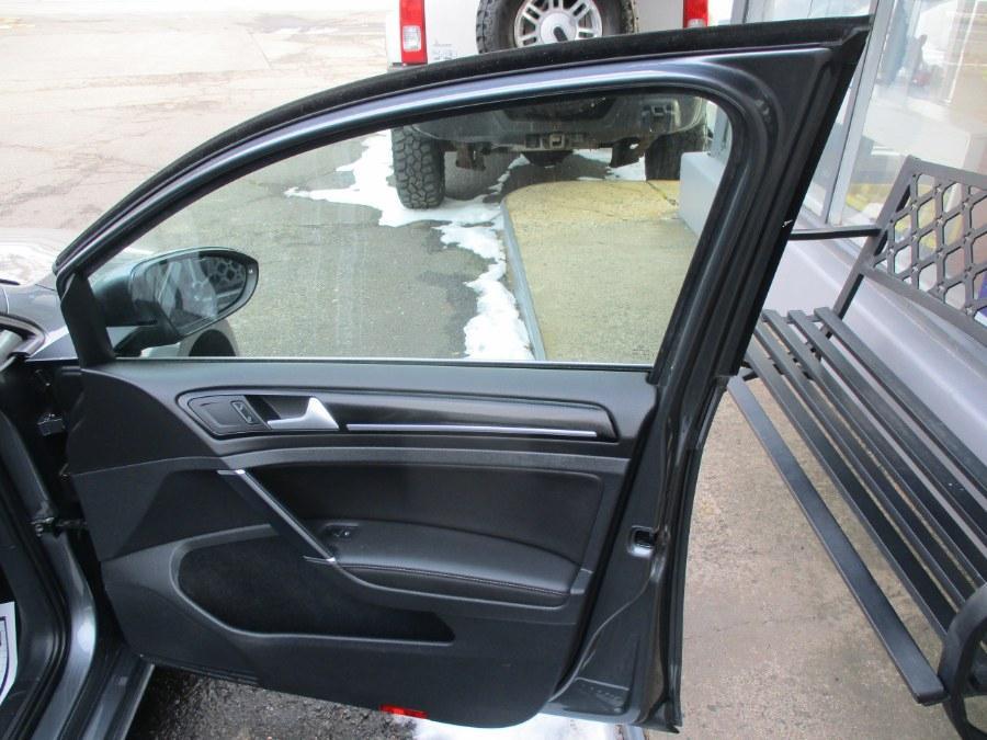 used 2015 Volkswagen Golf SportWagen car, priced at $11,995