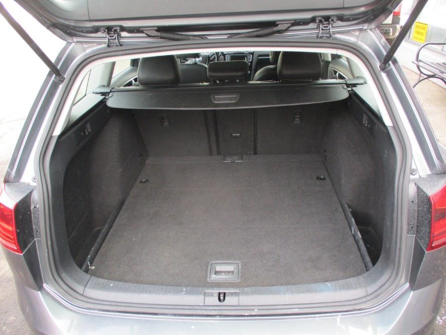 used 2015 Volkswagen Golf SportWagen car, priced at $11,995