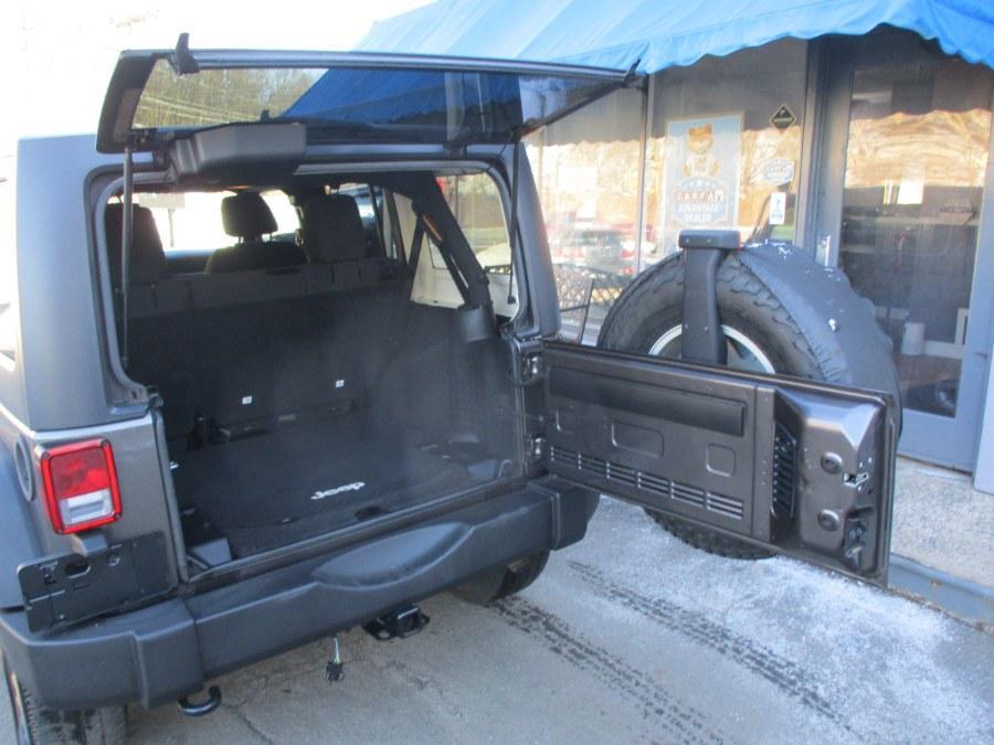 used 2016 Jeep Wrangler Unlimited car, priced at $10,900