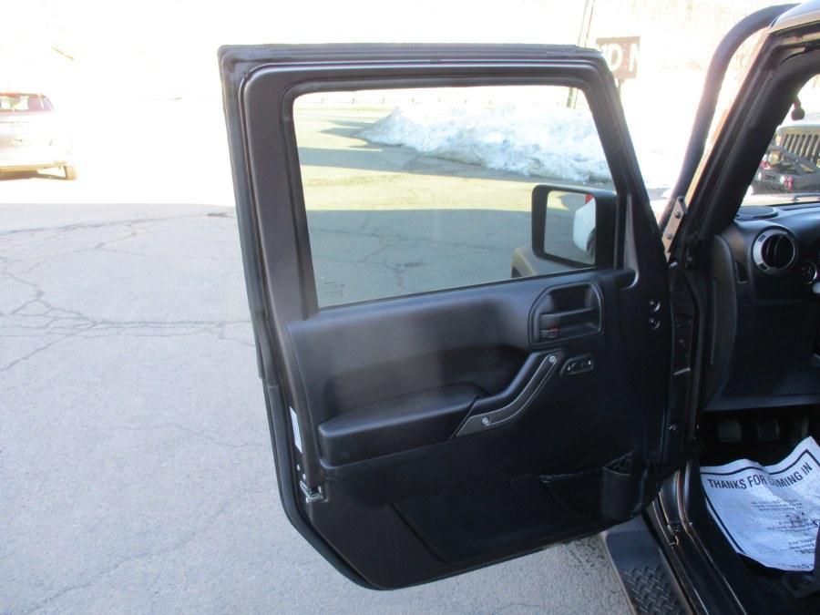 used 2016 Jeep Wrangler Unlimited car, priced at $10,900