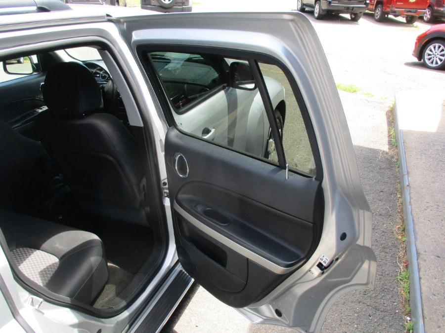 used 2009 Chevrolet HHR car, priced at $5,895