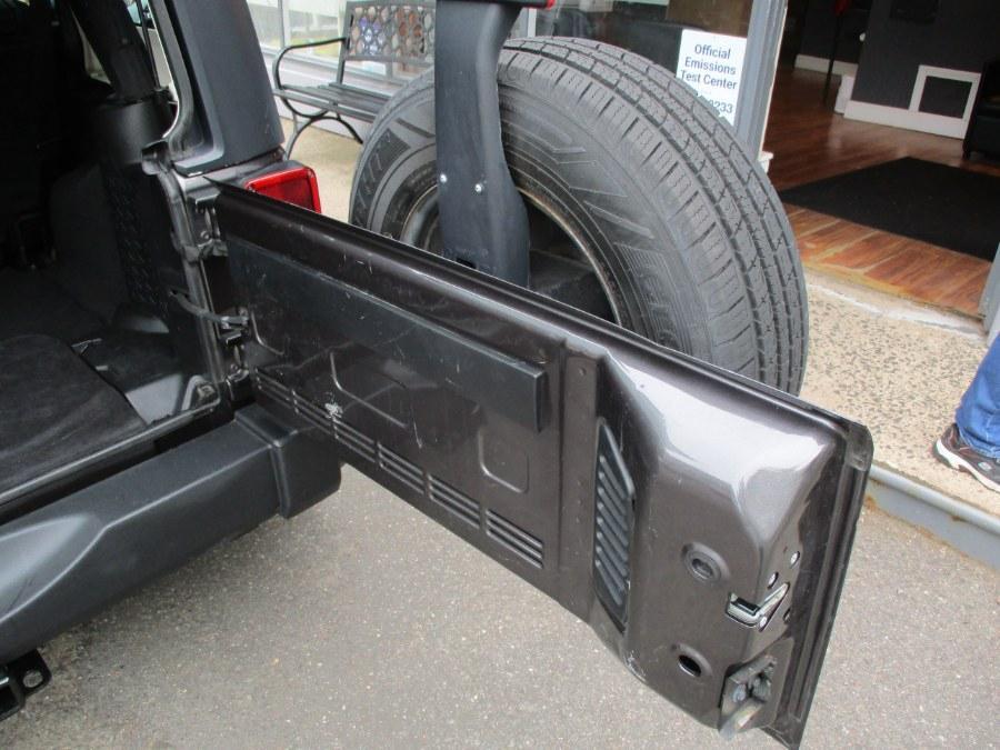 used 2016 Jeep Wrangler Unlimited car, priced at $15,395