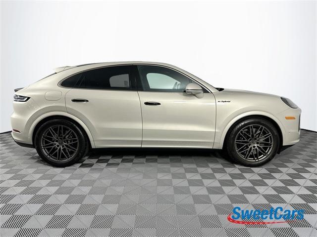 used 2025 Porsche Cayenne car, priced at $155,995