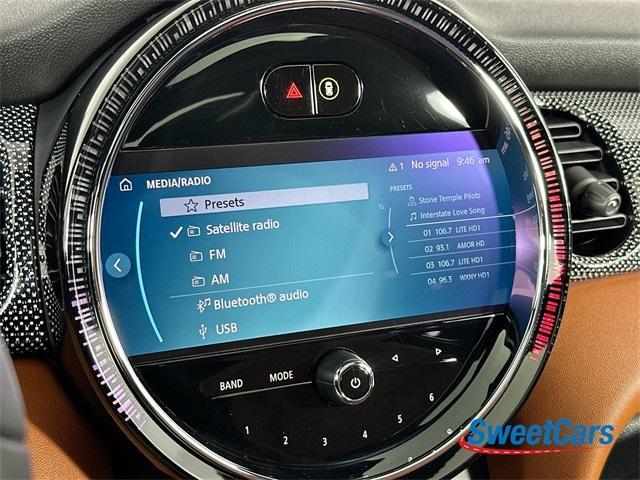 2024 White Metallic MINI Hardtop