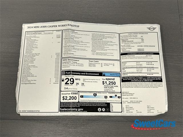 2024 White Metallic MINI Hardtop