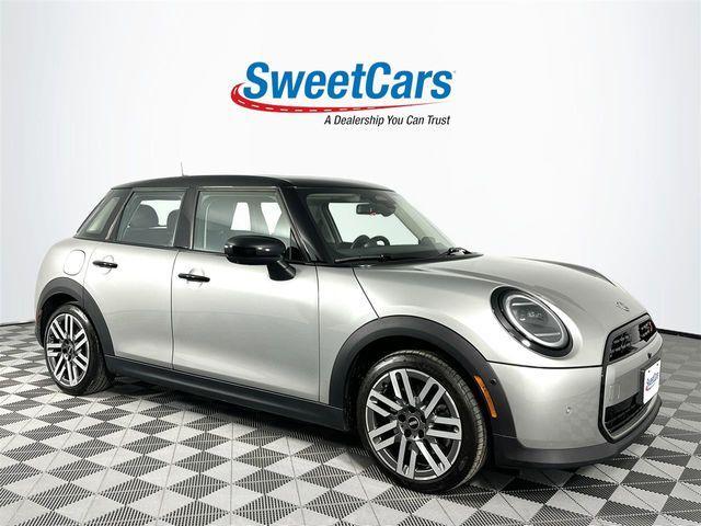 used 2025 MINI Hardtop car, priced at $32,995