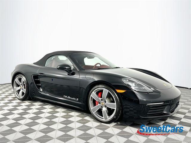 used 2025 Porsche 718 Boxster car, priced at $99,894
