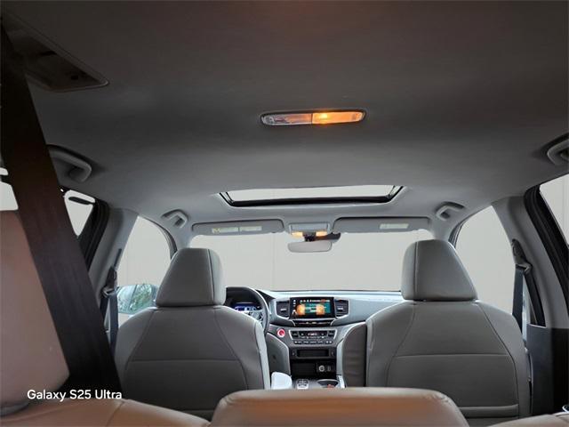 used 2021 Honda Pilot car, priced at $25,750