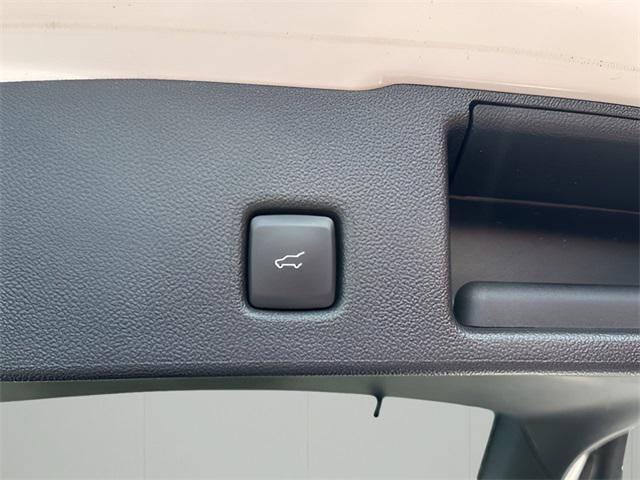 used 2022 Ford Escape car, priced at $21,900