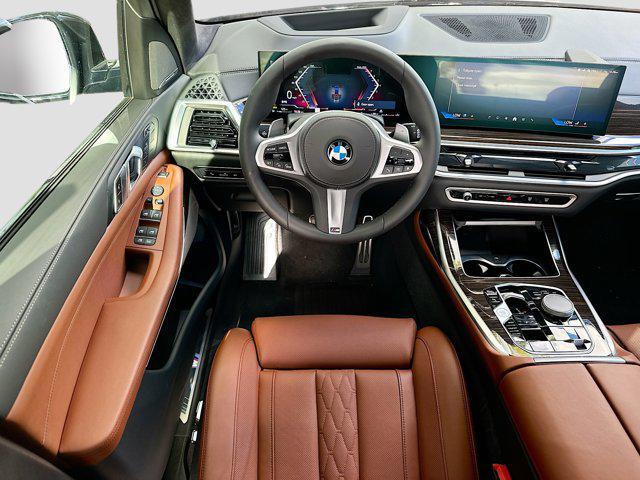 new 2026 BMW X7 car, priced at $102,755