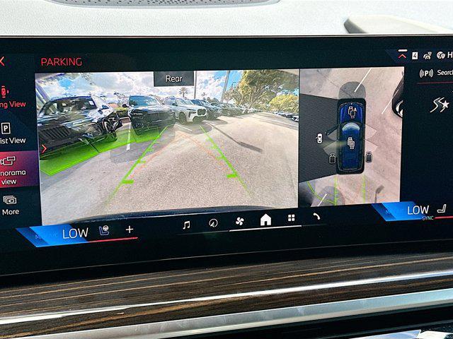 new 2026 BMW X7 car, priced at $102,755