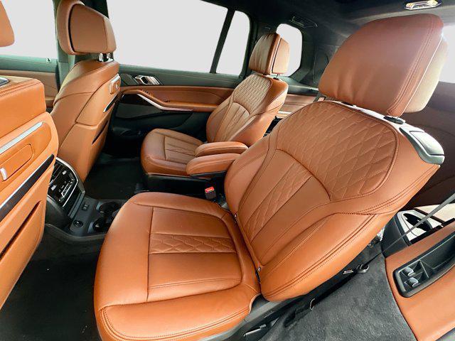 new 2026 BMW X7 car, priced at $102,755