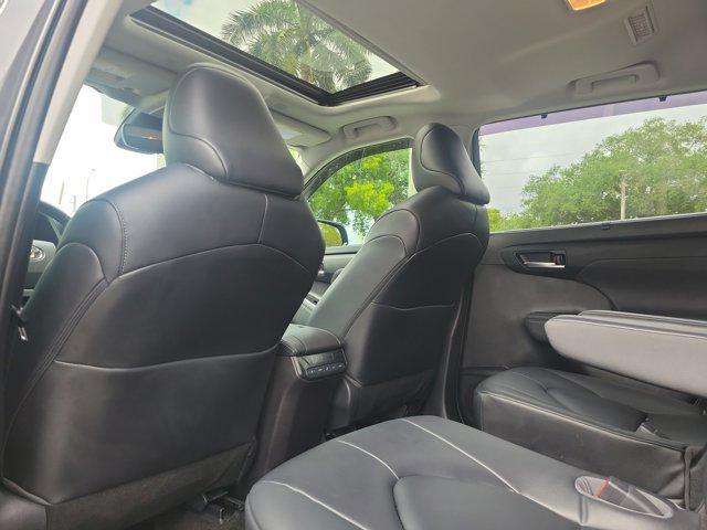 used 2023 Toyota Highlander car, priced at $31,995