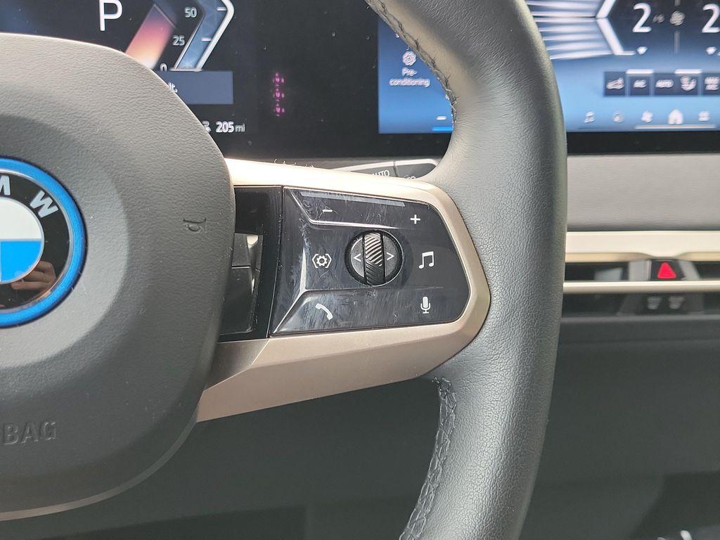 BMW iX view 19