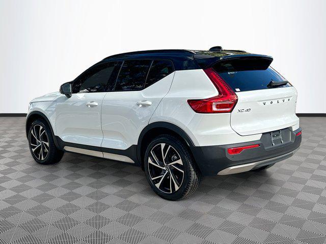 used 2021 Volvo XC40 car, priced at $25,444