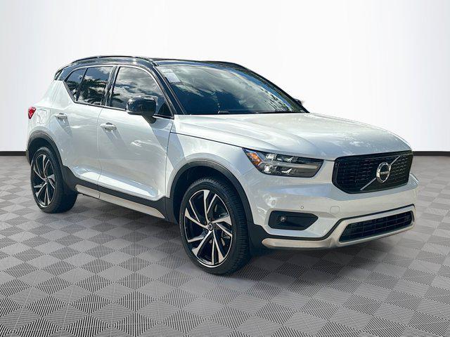 used 2021 Volvo XC40 car, priced at $25,444