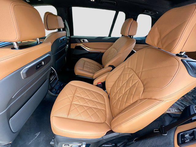 new 2026 BMW X7 car, priced at $100,055