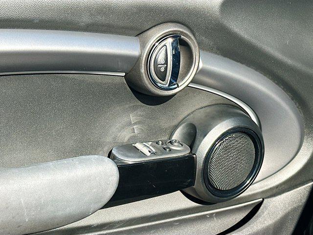 used 2023 MINI Hardtop car, priced at $22,995