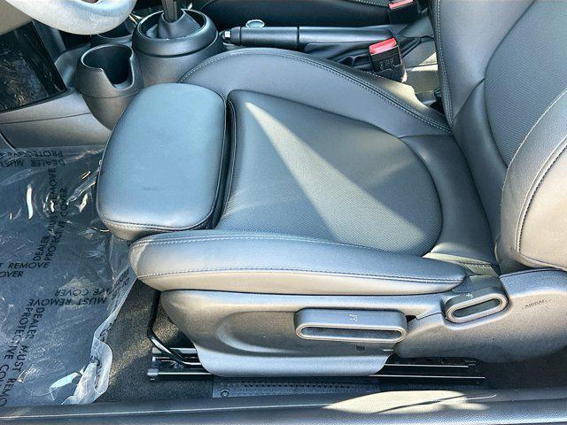 used 2023 MINI Hardtop car, priced at $22,995