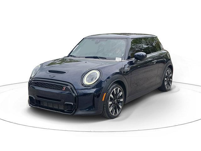 used 2023 MINI Hardtop car, priced at $24,995
