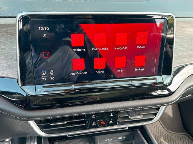 used 2024 Volkswagen Atlas car, priced at $37,883