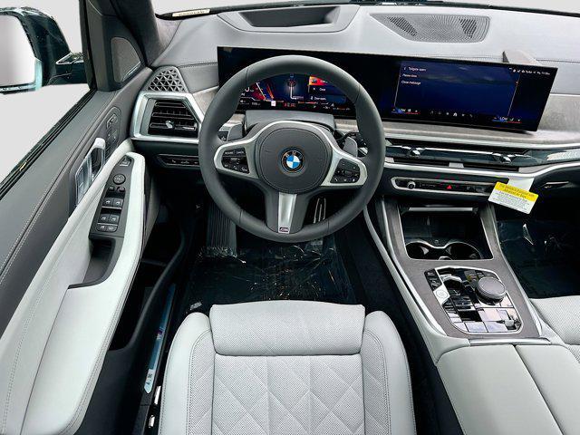 new 2026 BMW X7 car, priced at $99,050