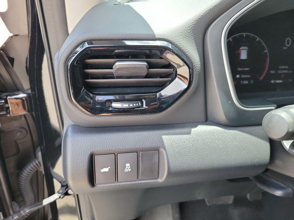 used 2023 Honda Pilot car, priced at $38,980