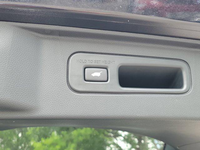 used 2023 Honda Pilot car, priced at $39,080