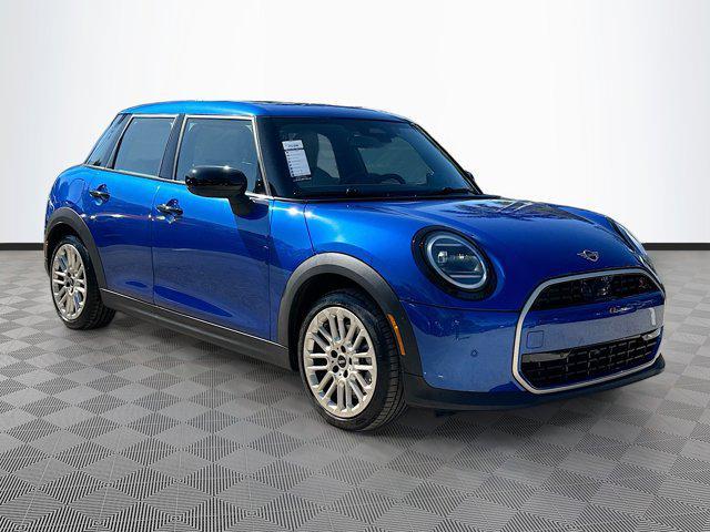 used 2025 MINI Hardtop car, priced at $28,601