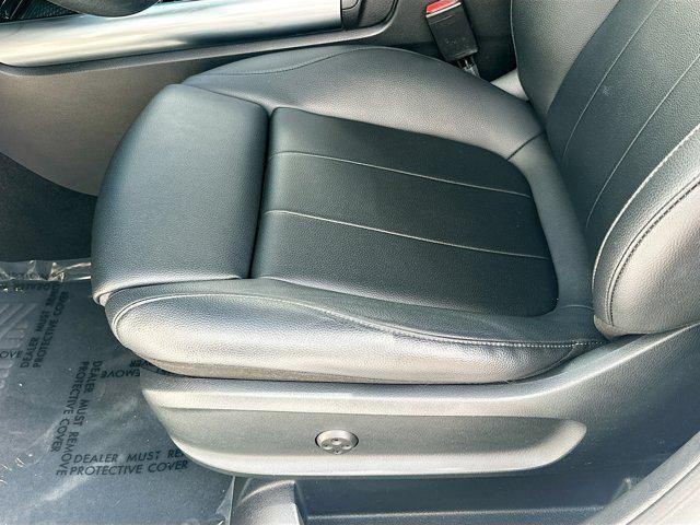 used 2021 Mercedes-Benz GLA 250 car, priced at $21,899