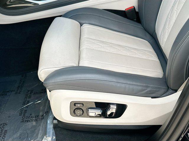 used 2024 BMW X7 car, priced at $81,992