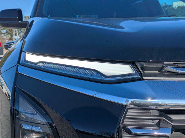 new 2026 Chevrolet Equinox car, priced at $30,495