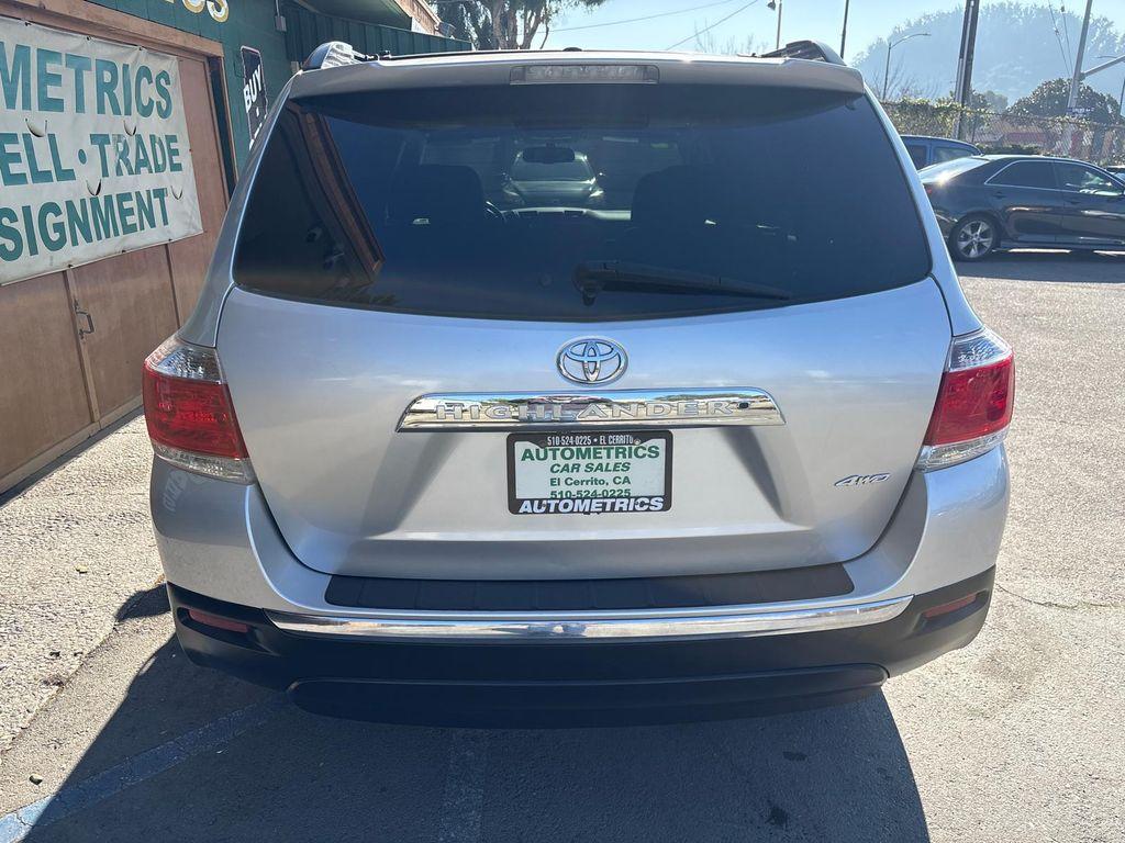 used 2012 Toyota Highlander car, priced at $13,999