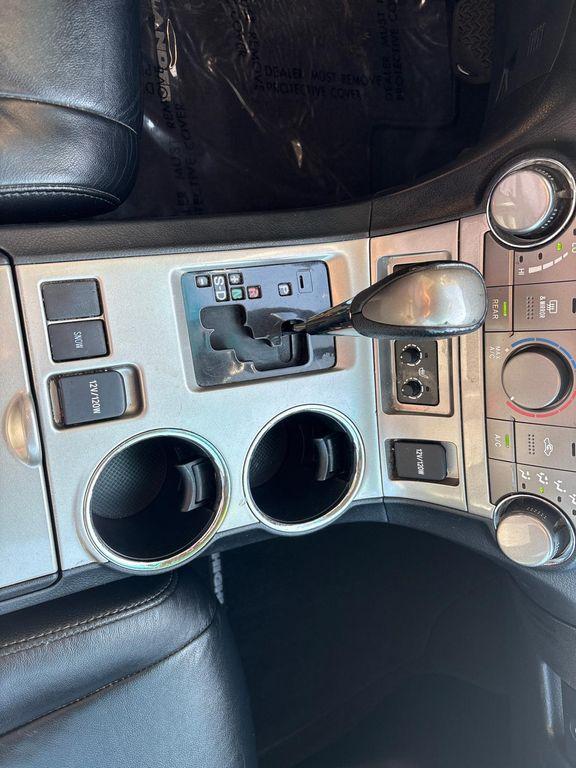 used 2012 Toyota Highlander car, priced at $13,999