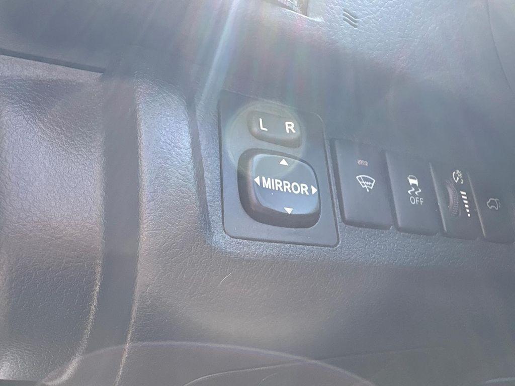 used 2012 Toyota Highlander car, priced at $13,999