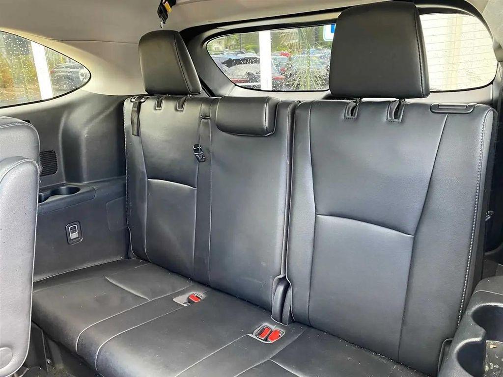 used 2020 Toyota Highlander car, priced at $32,549