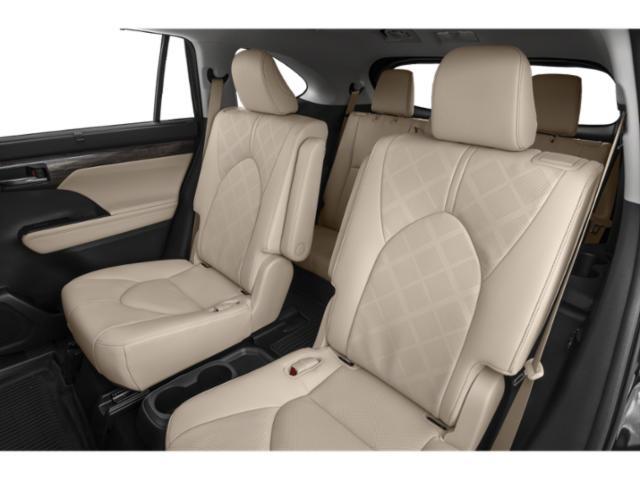 used 2020 Toyota Highlander car, priced at $32,549