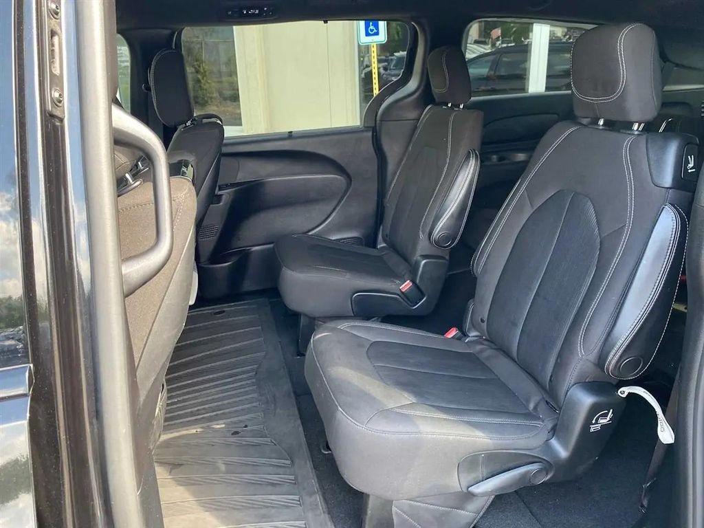 used 2021 Chrysler Pacifica car, priced at $23,912