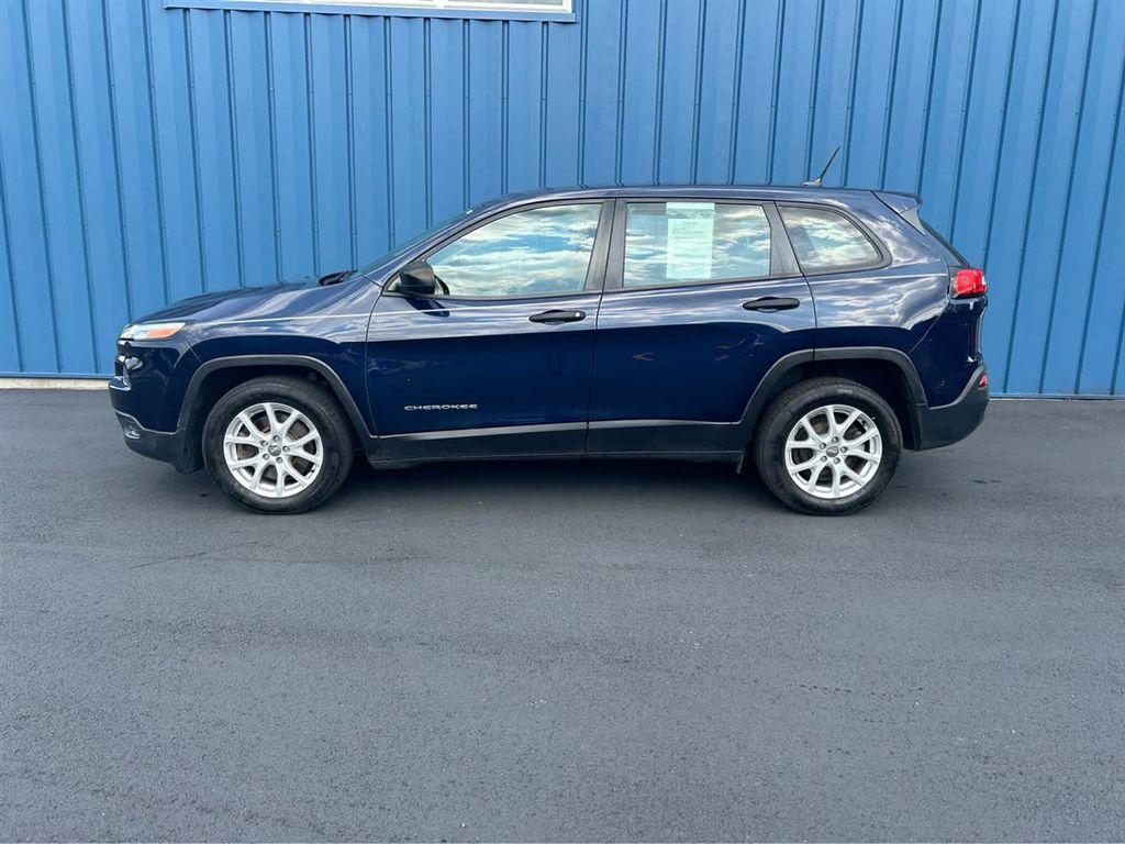 used 2016 Jeep Cherokee car, priced at $11,987