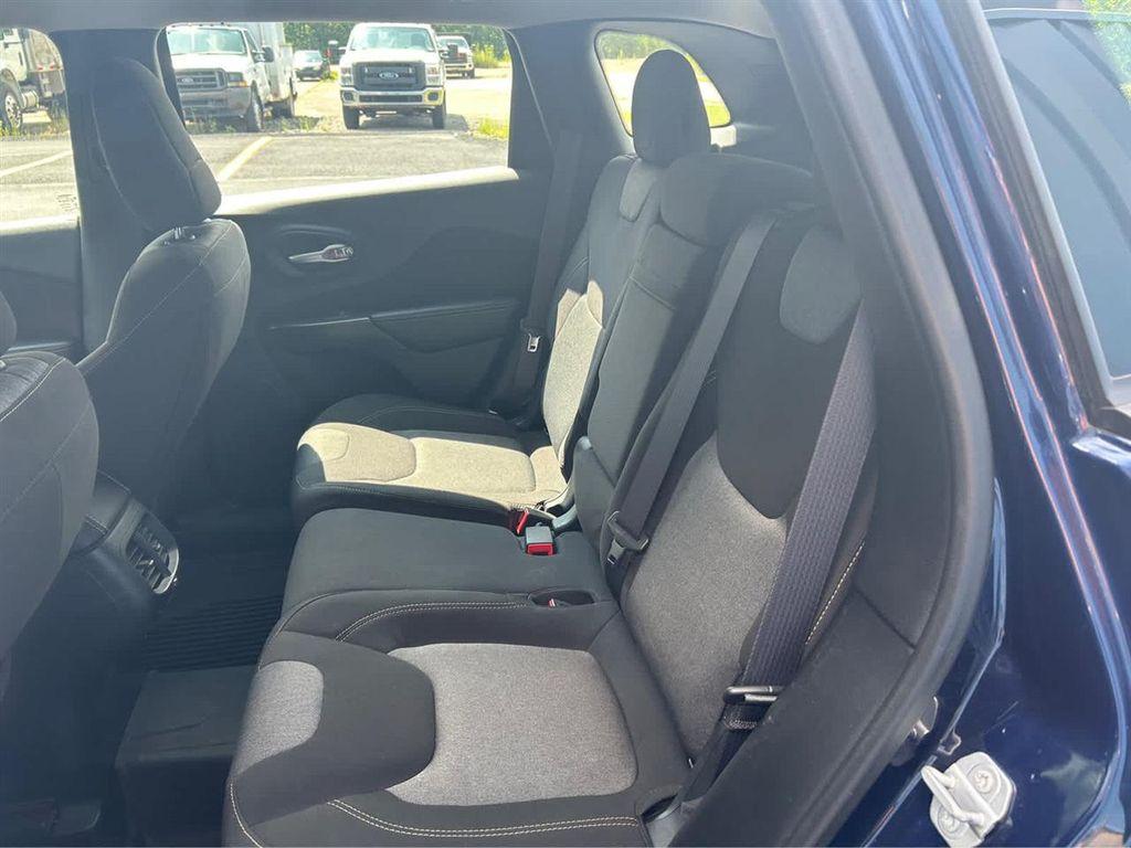used 2016 Jeep Cherokee car, priced at $11,987