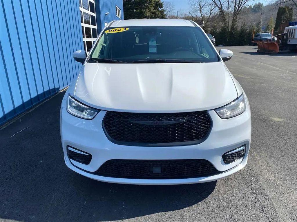 used 2023 Chrysler Pacifica car, priced at $24,989