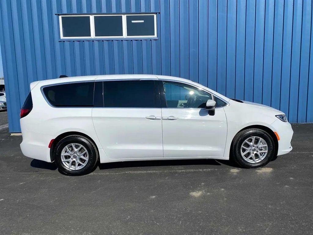 used 2023 Chrysler Pacifica car, priced at $24,989