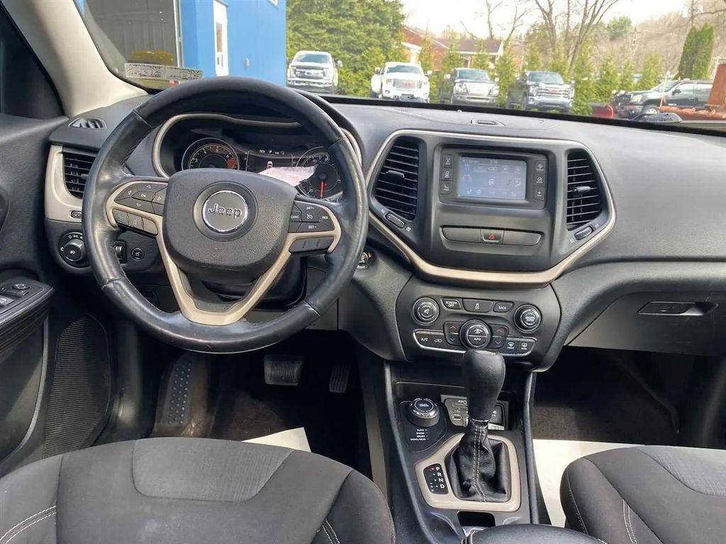 used 2016 Jeep Cherokee car, priced at $11,493